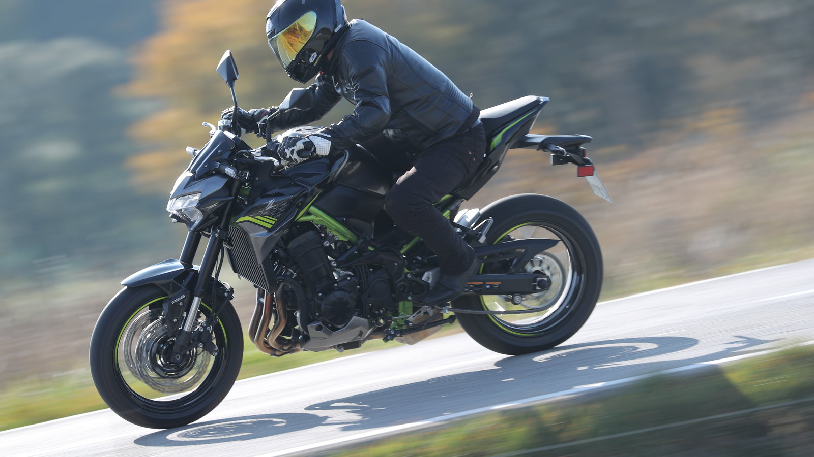 Kawasaki Z900 review Visordown